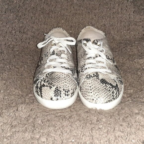 COLE HAAN-Grand OS Snakeskin Print Leather Lace Up Sneakers-SZ 8.5-Excellent - Picture 3 of 7
